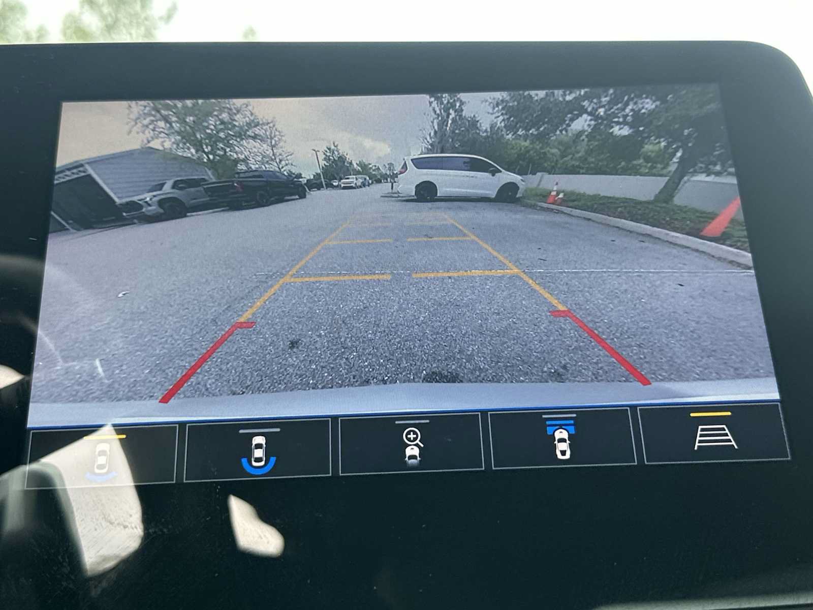 Certified 2020 Chevrolet Corvette Stingray Preferred Cpe w/ 2LT Preferred Equipment Group RWD image 22