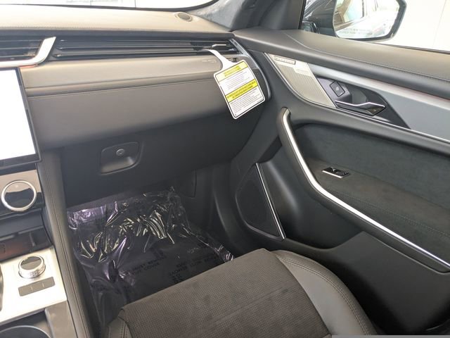 New 2026 Jaguar F-PACE SVR image 15