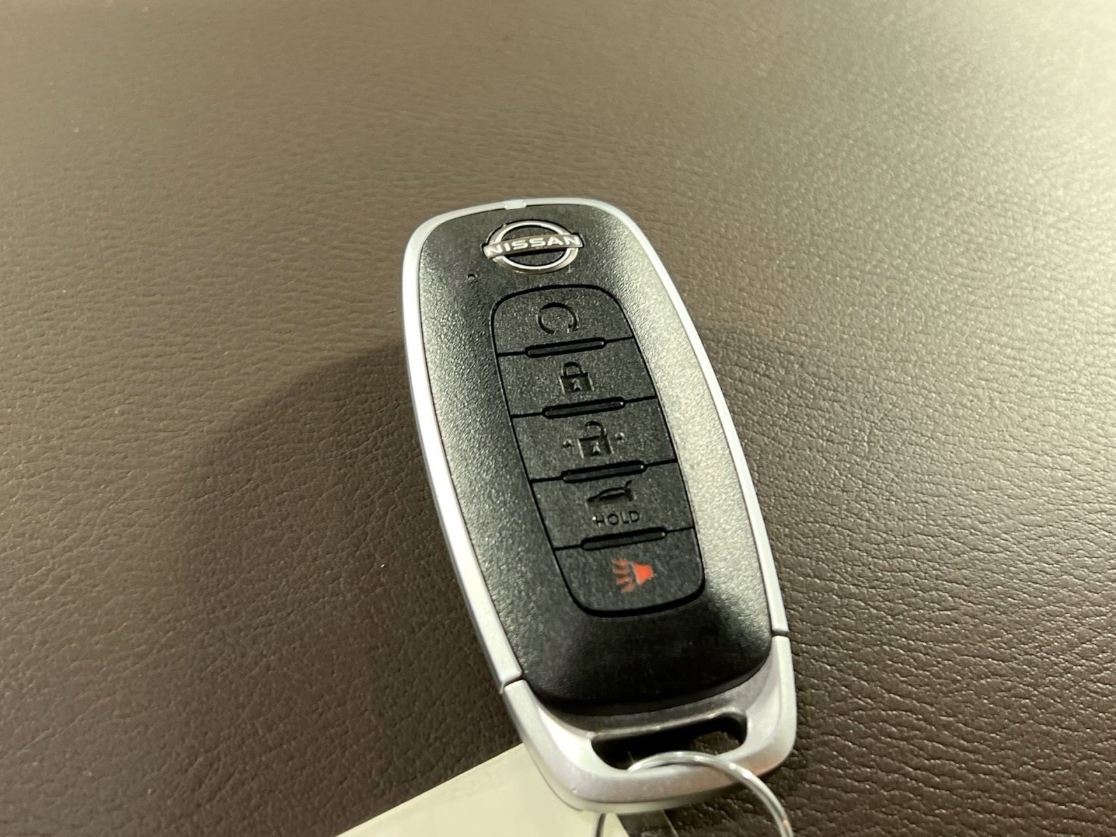 Used 2023 Nissan Rogue SL image 30