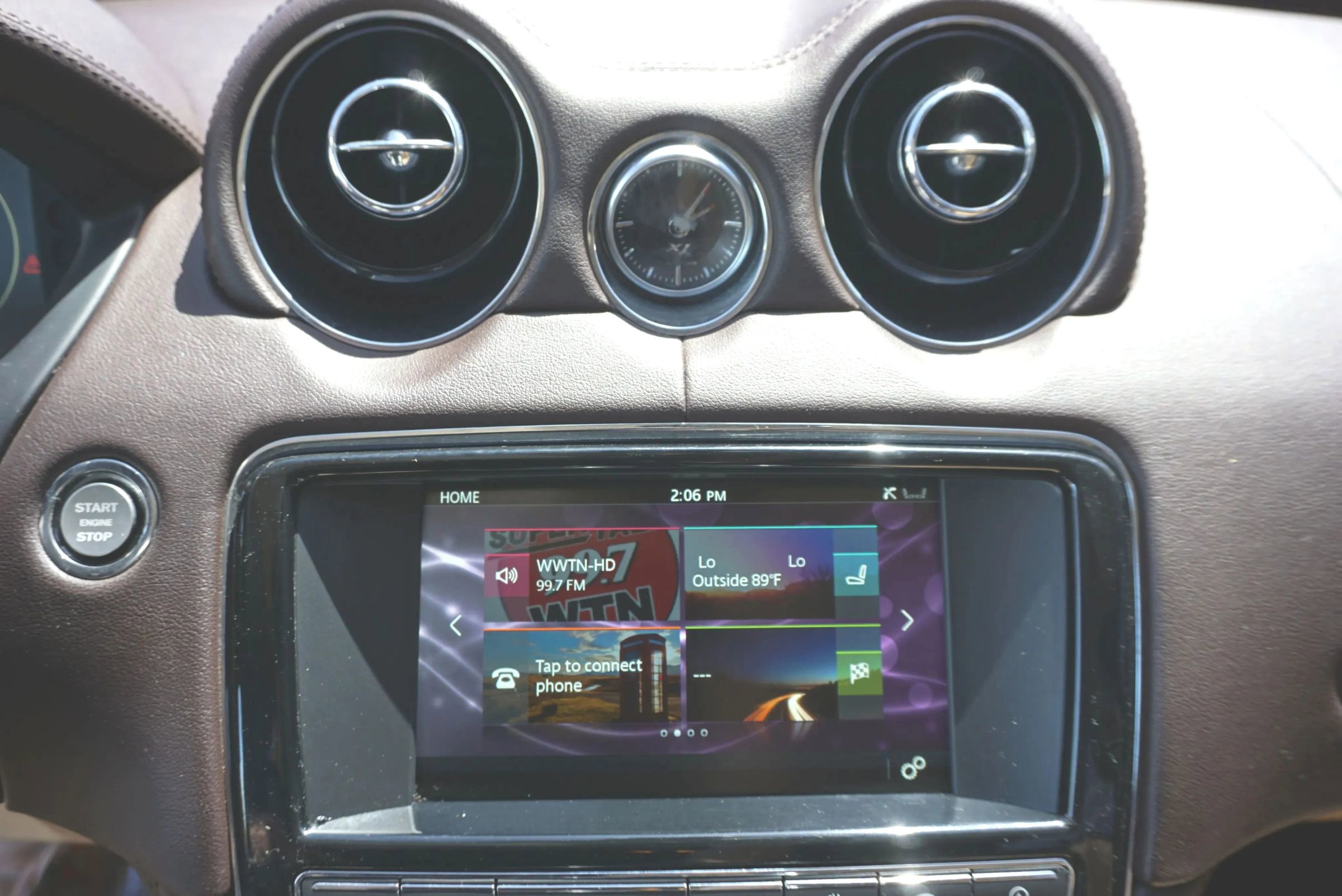 Used 2016 Jaguar XJ R-Sport RWD image 34