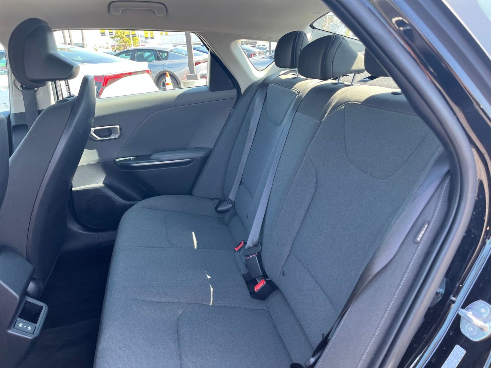 Used 2025 Kia K4 FWD image 25