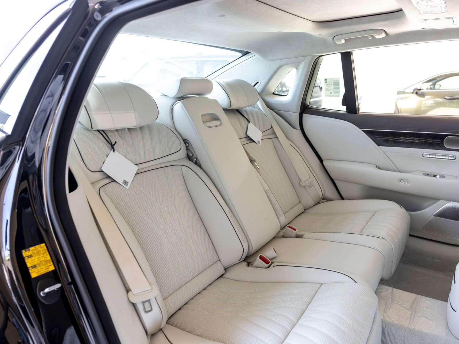 New 2026 Genesis G90 3.5T image 23