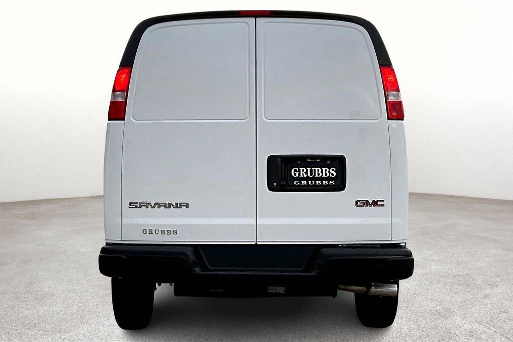 New 2025 GMC Savana 3500 Extended w/ Driver Convenience Package image 5