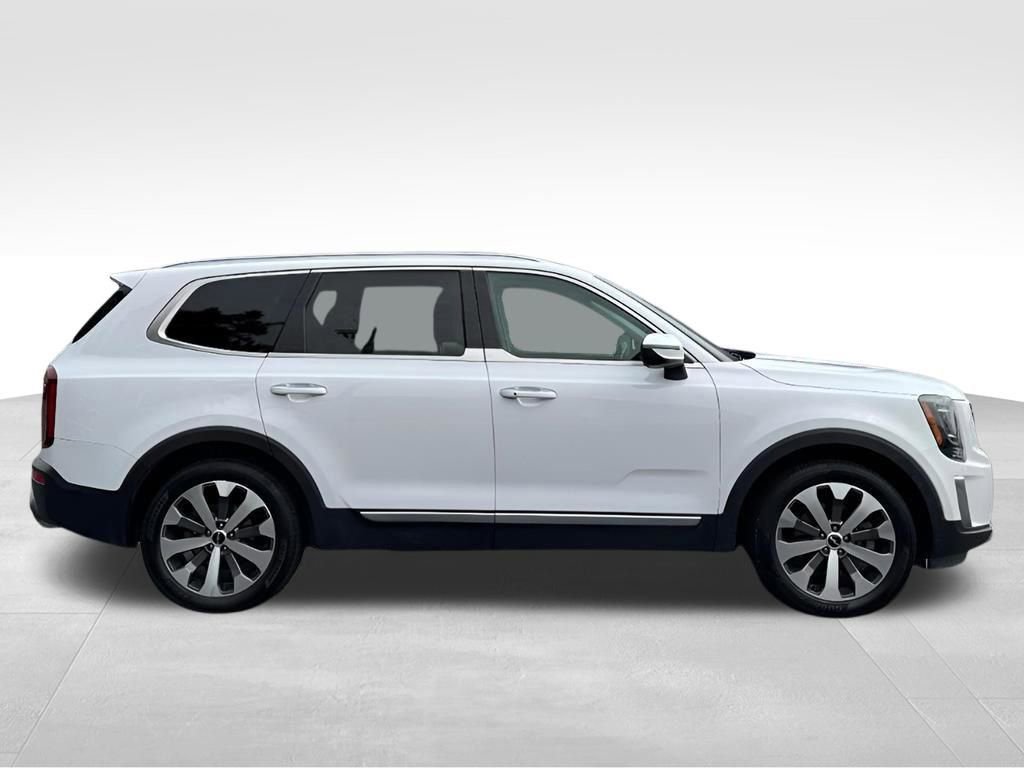 Used 2022 Kia Telluride S image 4