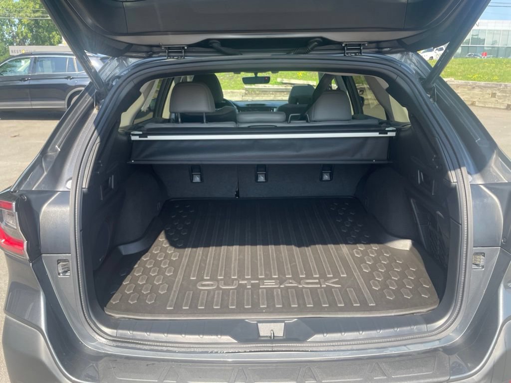 Used 2020 Subaru Outback Limited XT AWD/4WD image 22