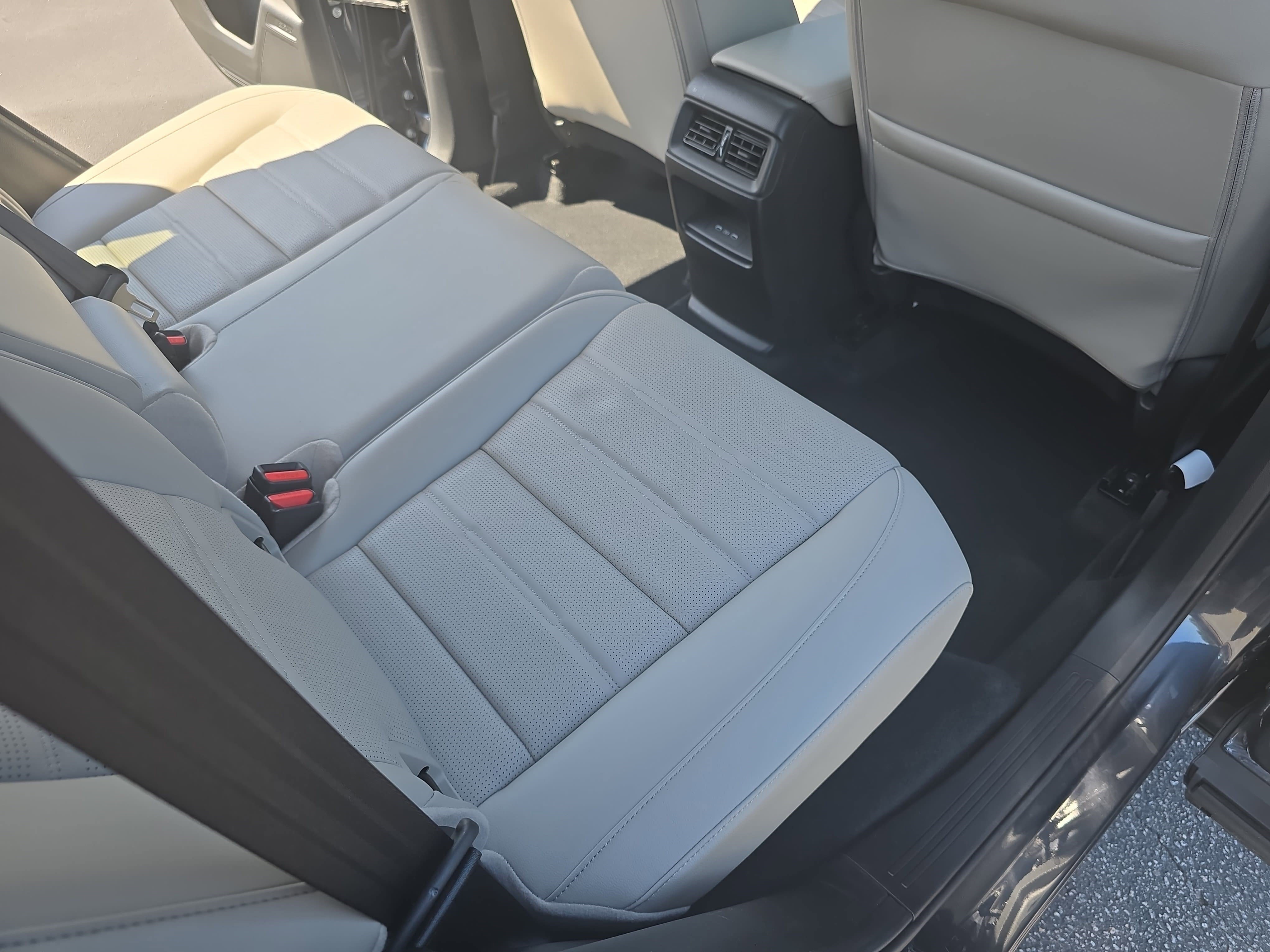 Used 2024 Honda CR-V EX-L image 11