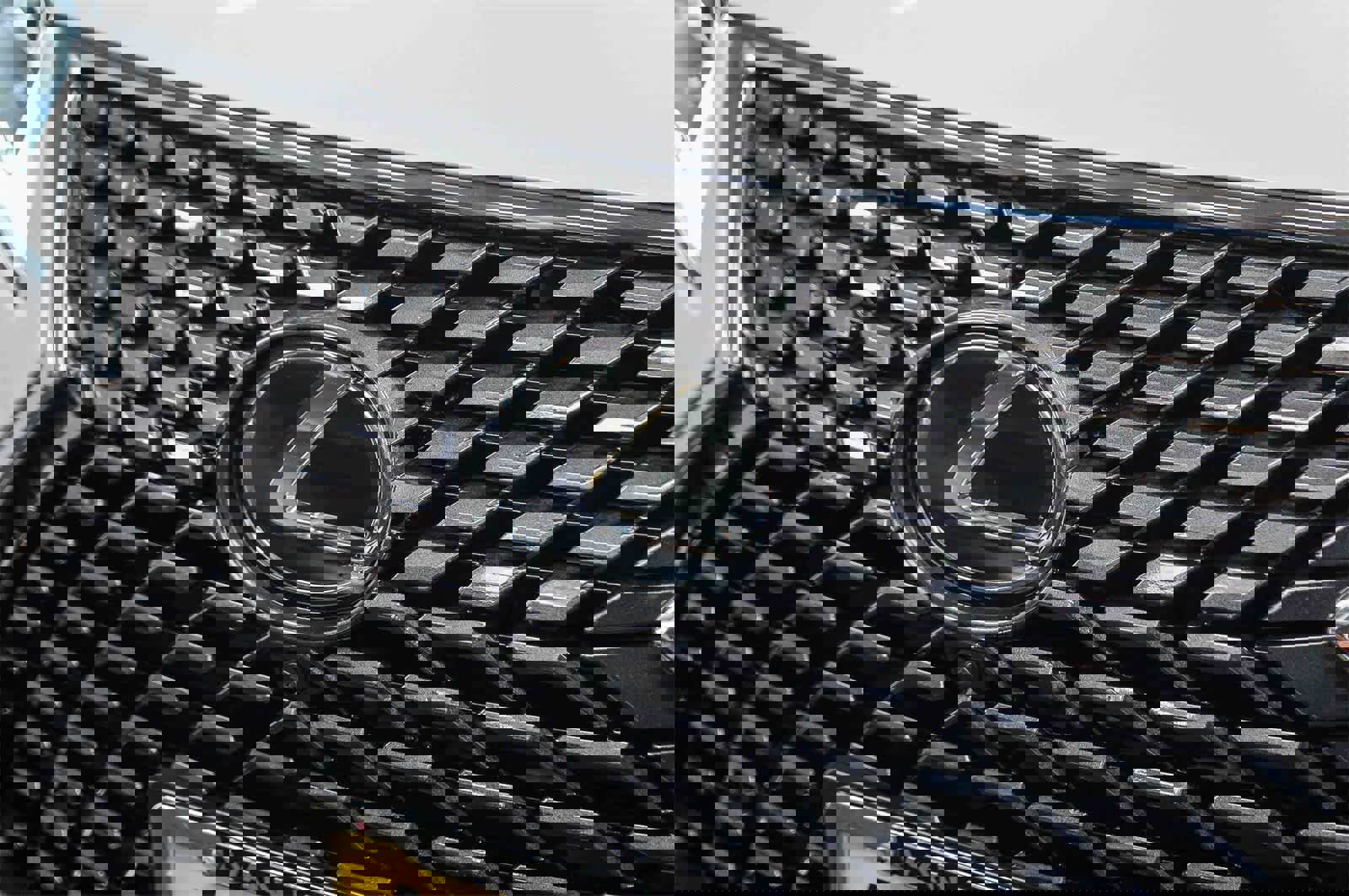 Used 2022 Lexus RX 350L FWD w/ Premium Package image 8