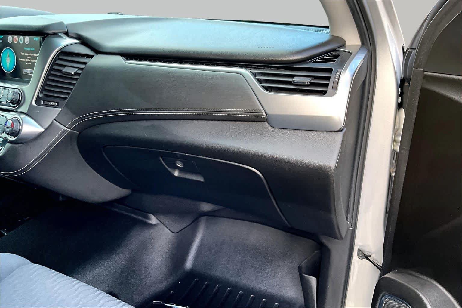 Used 2019 Chevrolet Tahoe LS w/ Max Trailering Package AWD/4WD image 19