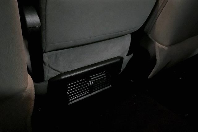 Used 2014 RAM 2500 Tradesman w/ Chrome Appearance Group image 27