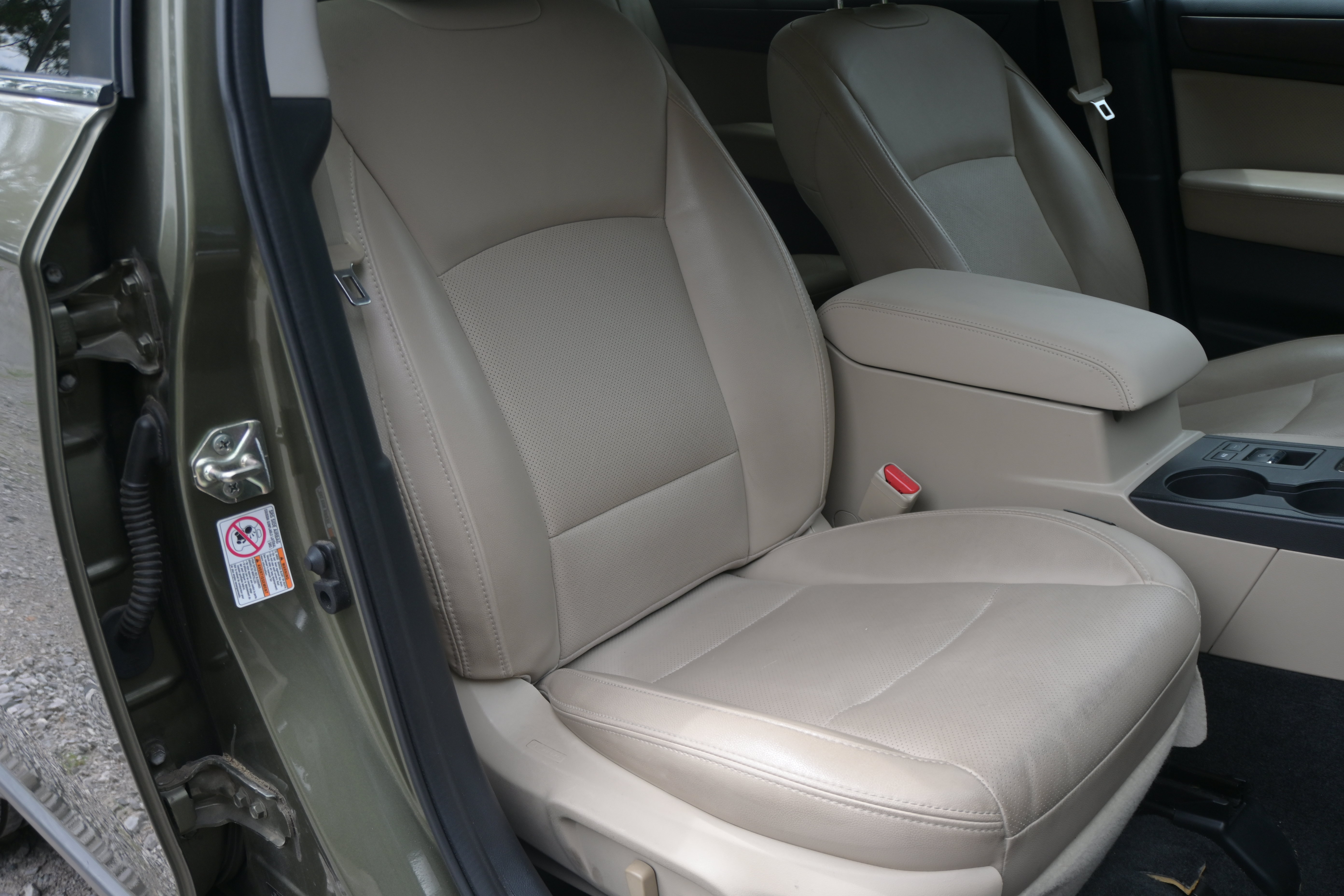 Used 2015 Subaru Outback 2.5i Limited AWD/4WD image 34