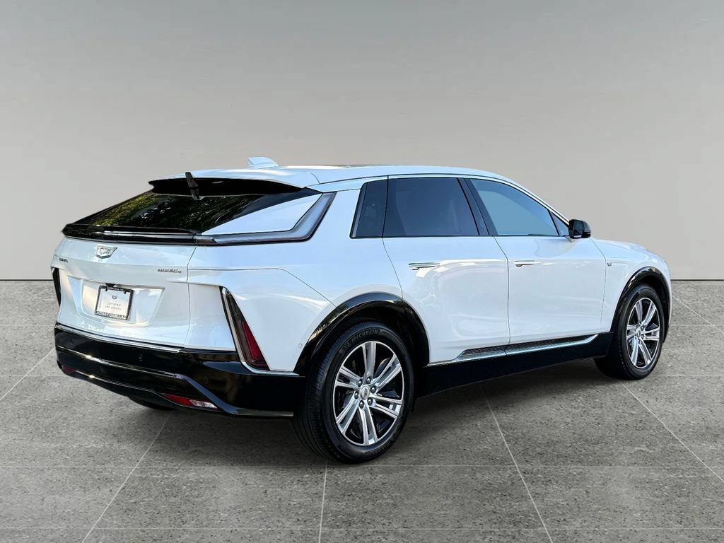 Used 2024 Cadillac Lyriq Tech w/ Driver Assist Package AWD/4WD image 10