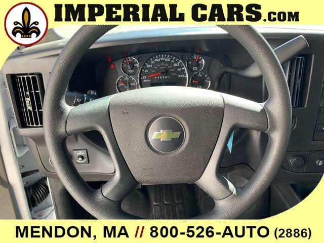 New 2025 Chevrolet Express 2500 Extended image 18