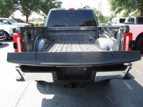 Used 2023 Ford F250 Lariat w/ Lariat Ultimate Package image 4
