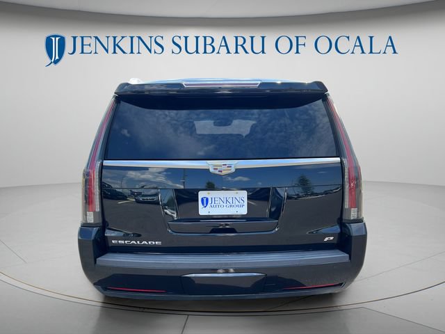 Used 2015 Cadillac Escalade Premium AWD/4WD image 4