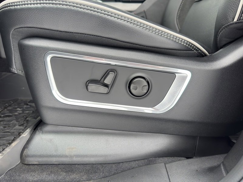 New 2026 RAM 1500 Laramie w/ Night Edition image 11