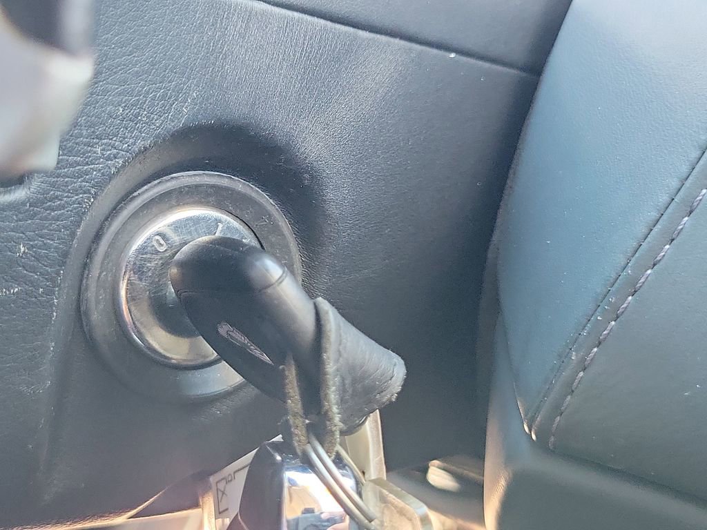 Used 2007 Aston Martin DB9 Volante image 12