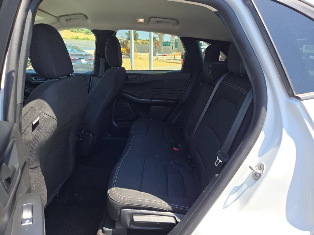 Used 2025 Ford Escape Active FWD image 17