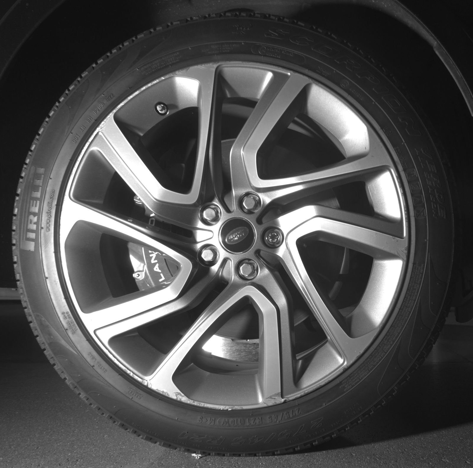 Used 2019 Land Rover Range Rover Sport HSE Dynamic AWD/4WD image 12