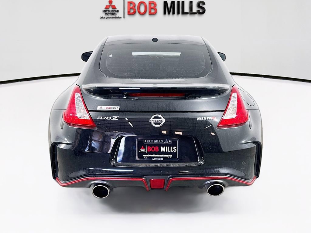 Used 2015 Nissan 370Z NISMO image 6