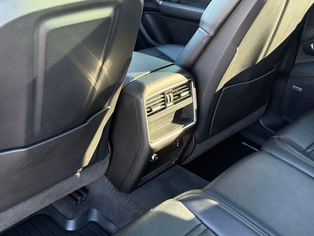 Used 2021 Porsche Cayenne AWD/4WD image 29