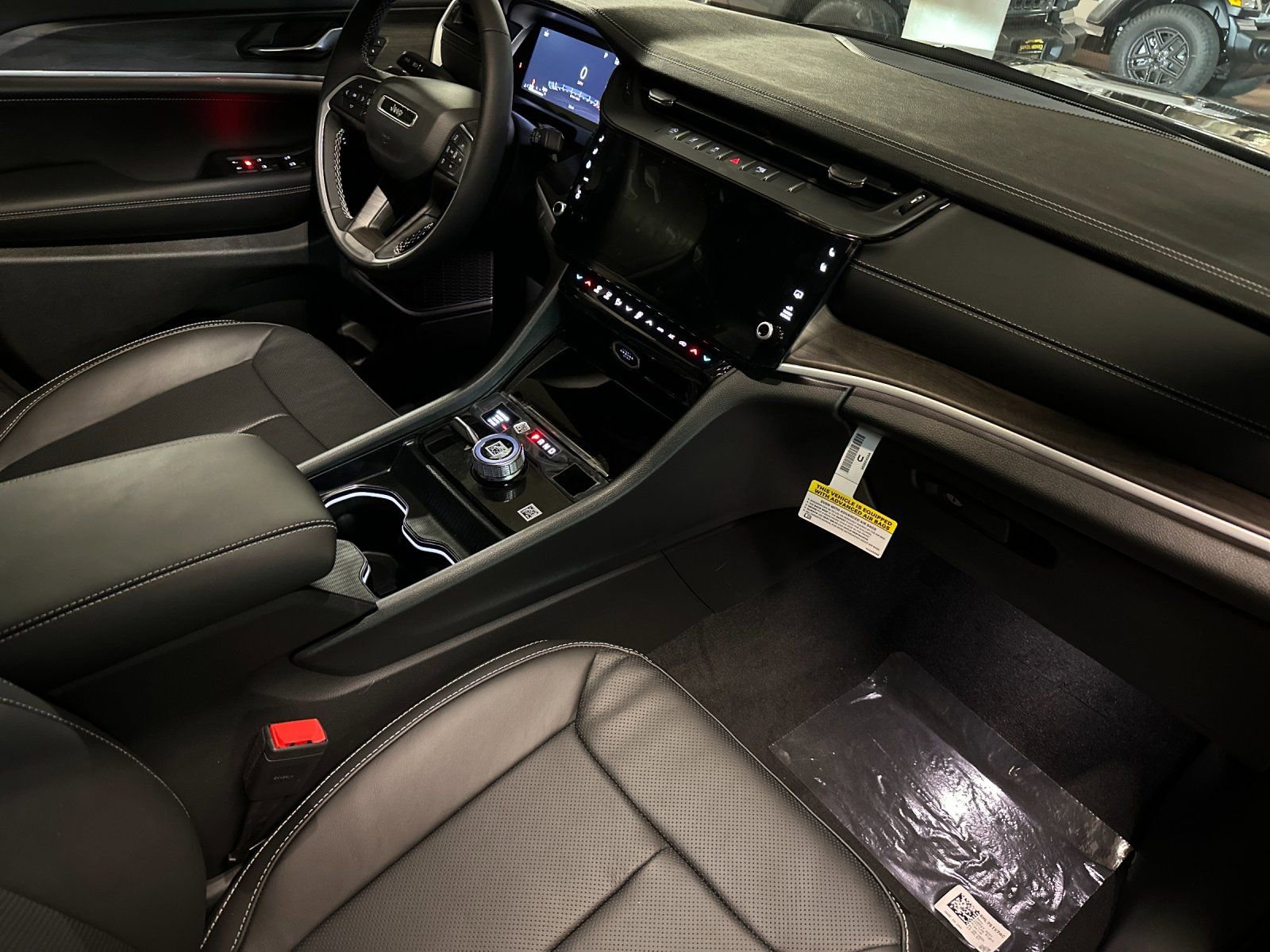 New 2026 Jeep Grand Cherokee Limited image 15