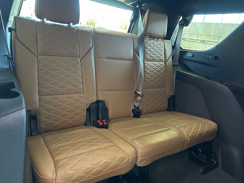 Used 2021 Cadillac Escalade Sport w/ Driver Assist Tech Package AWD/4WD image 26