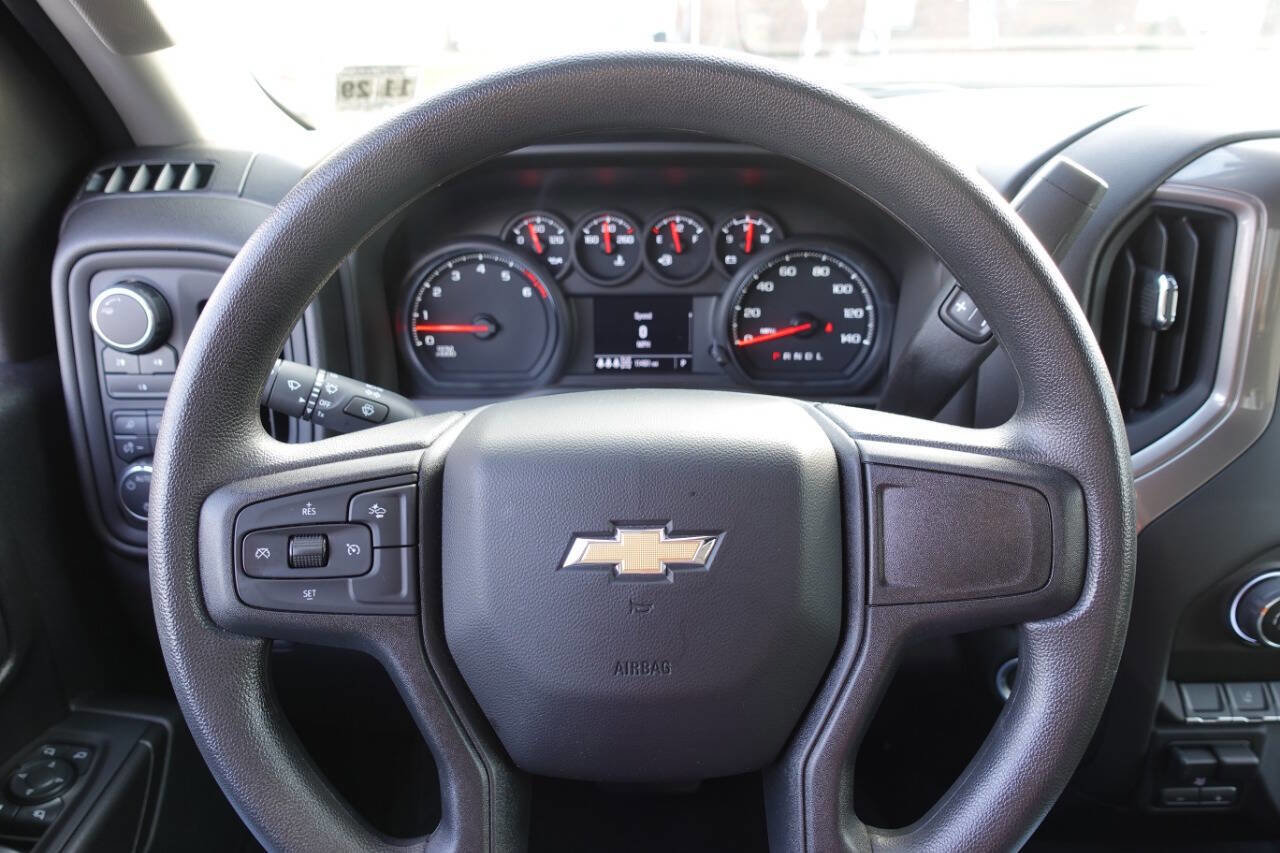 Used 2025 Chevrolet Silverado 2500 Custom w/ Custom Value Package image 46