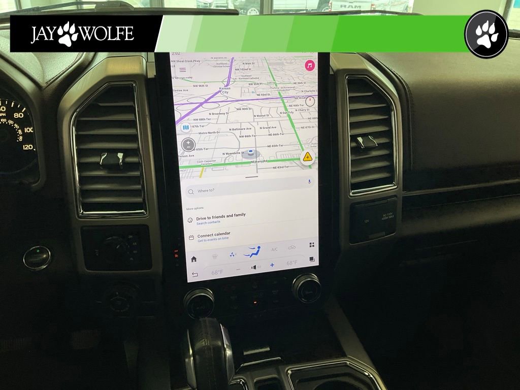 Used 2016 Ford F150 Platinum w/ Equipment Group 701A Luxury image 15