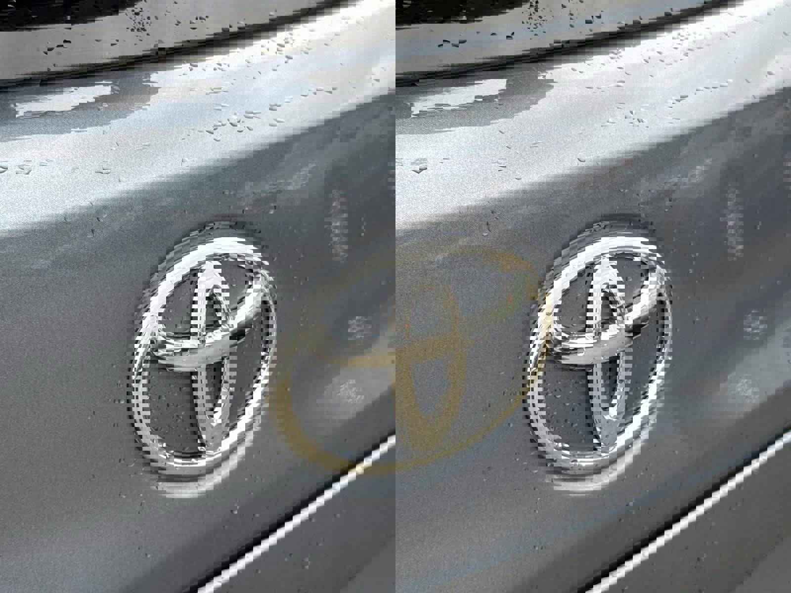 Used 2025 Toyota Corolla Cross XLE w/ Convenience Package image 10