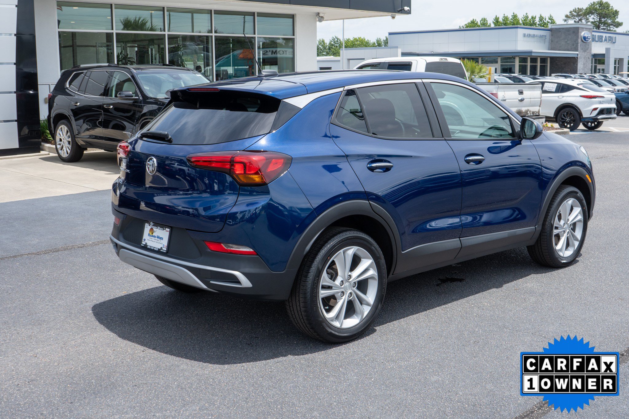 Used 2023 Buick Encore GX Preferred w/ Cold Weather Comfort Package AWD/4WD image 3