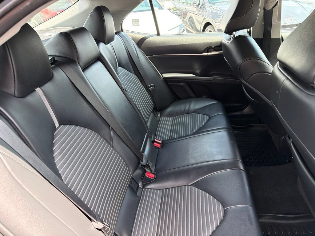 Used 2024 Toyota Camry SE w/ Cold Weather Package FWD image 13