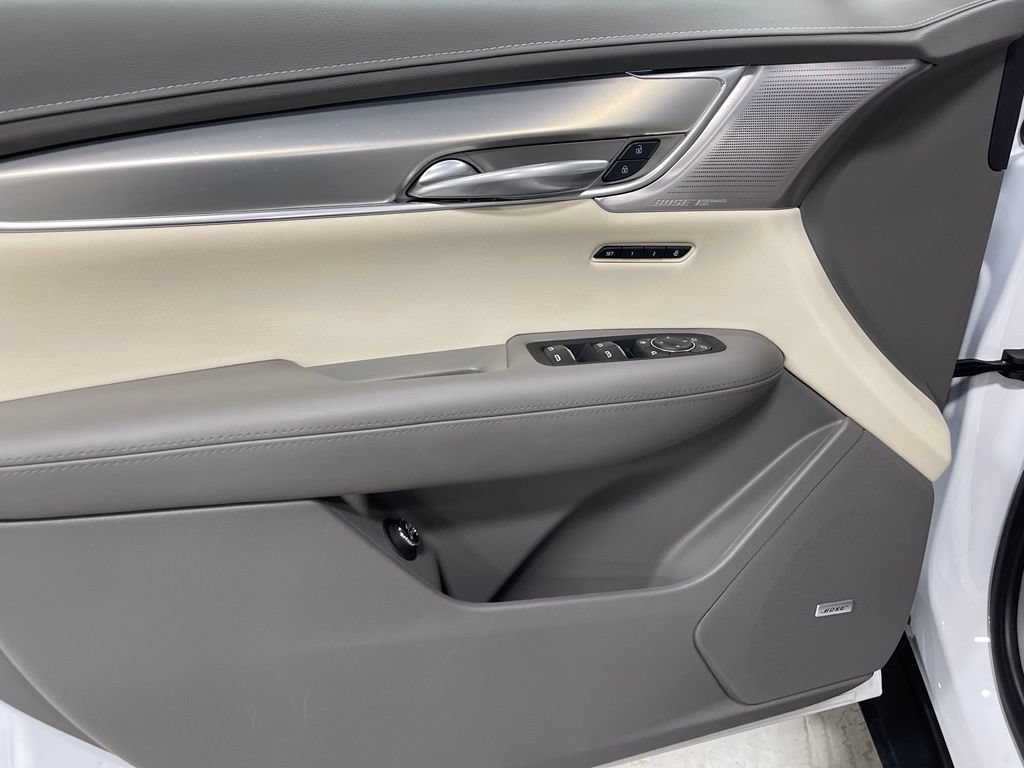 Used 2023 Cadillac XT5 Premium Luxury AWD/4WD image 18