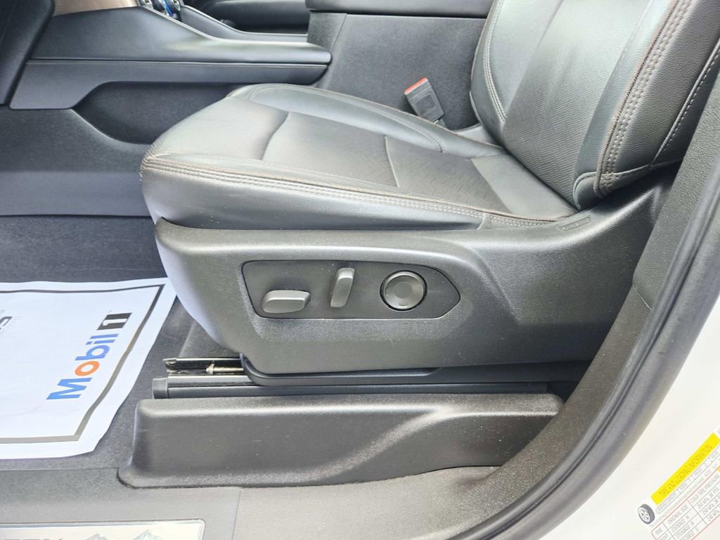 Used 2021 Chevrolet Tahoe High Country w/ Premium Package image 44