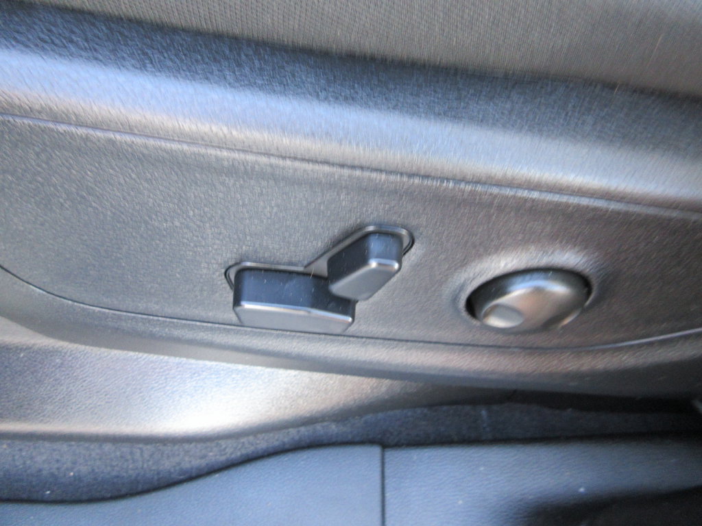 Used 2025 RAM 1500 Big Horn AWD/4WD image 26