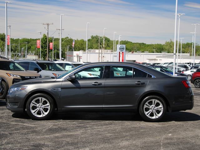 Used 2017 Ford Taurus SEL w/ Equipment Group 201A AWD/4WD image 2