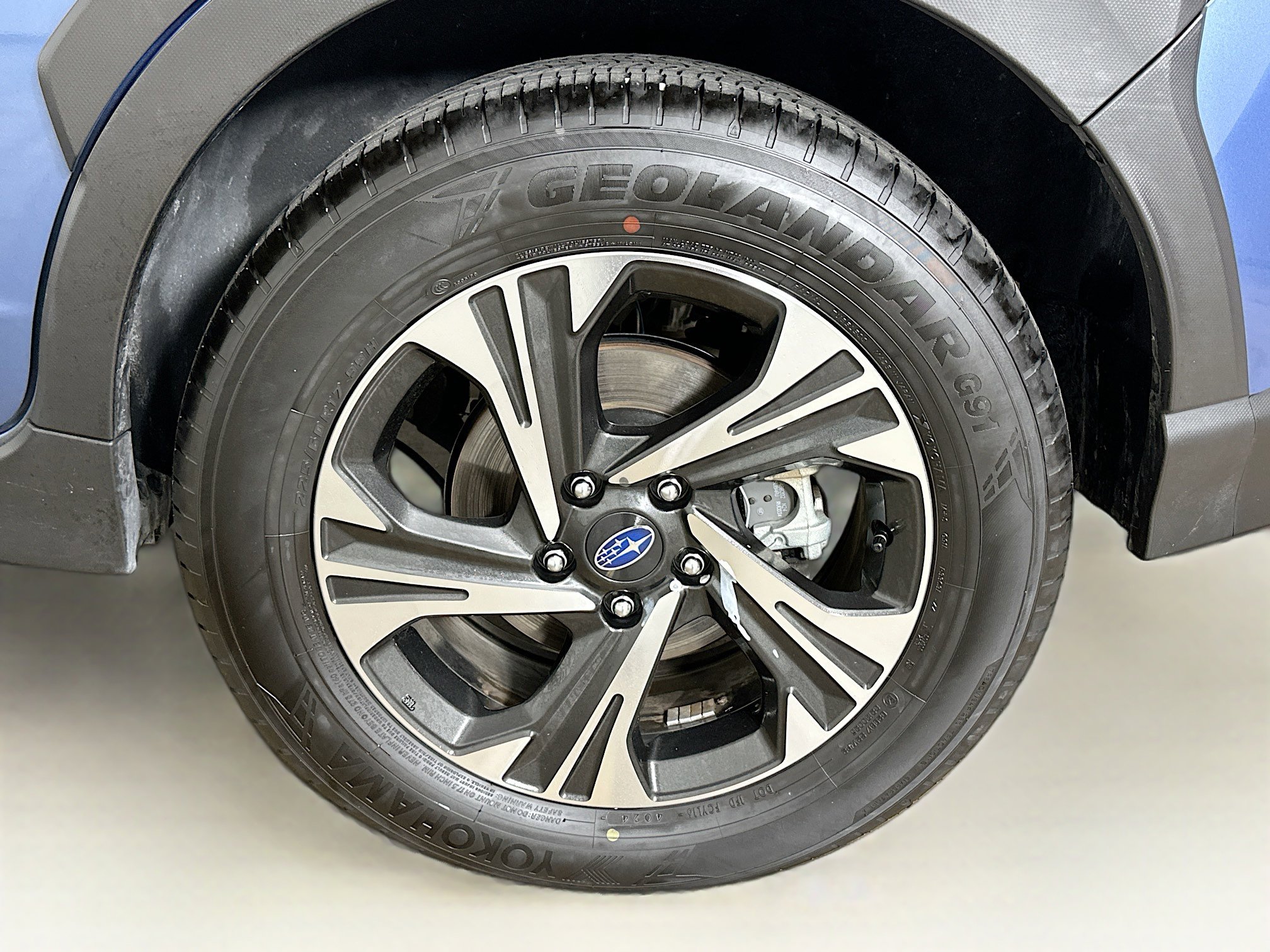 Used 2024 Subaru Crosstrek 2.0i Premium image 11