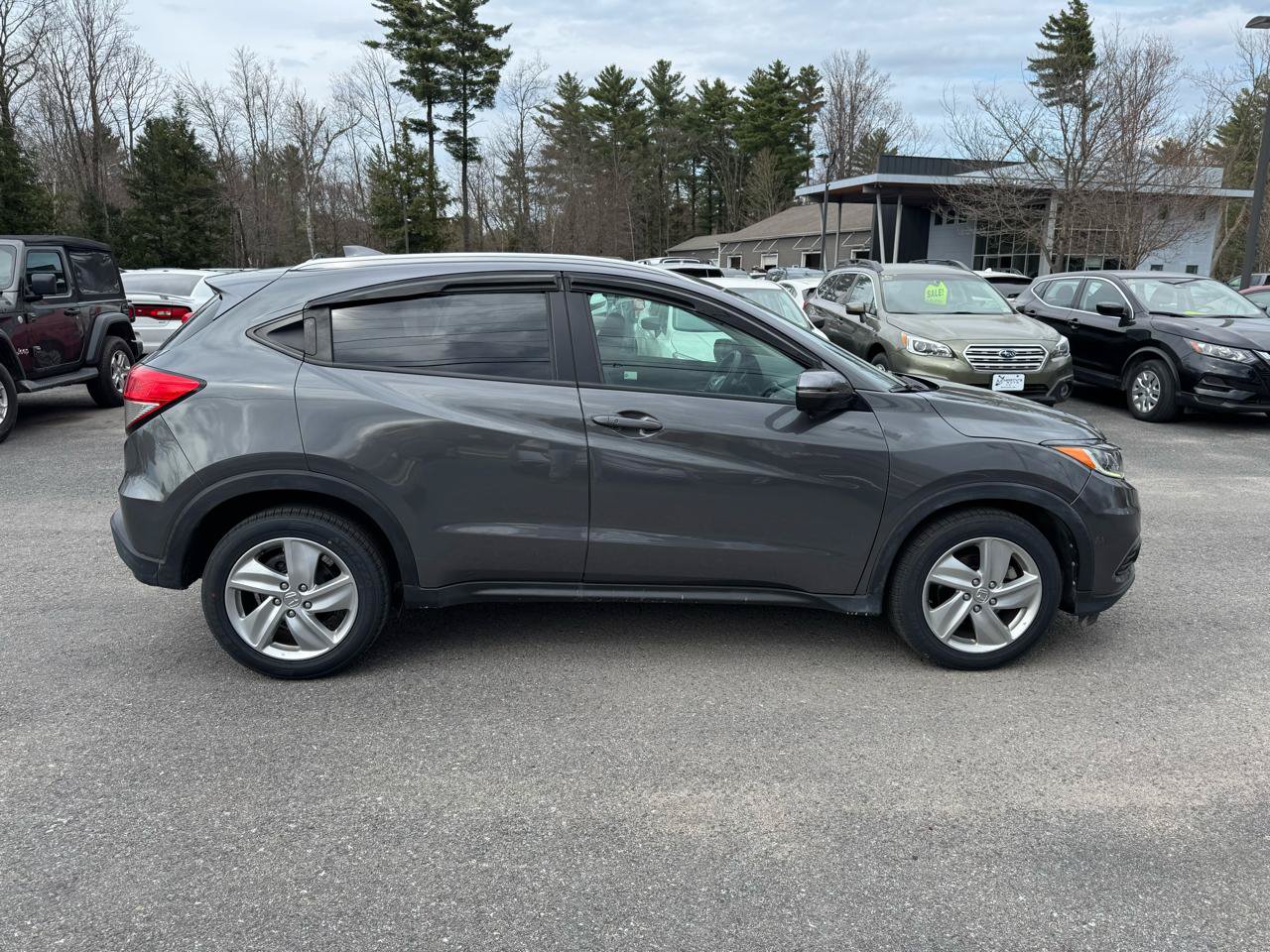 Used 2020 Honda HR-V EX image 6