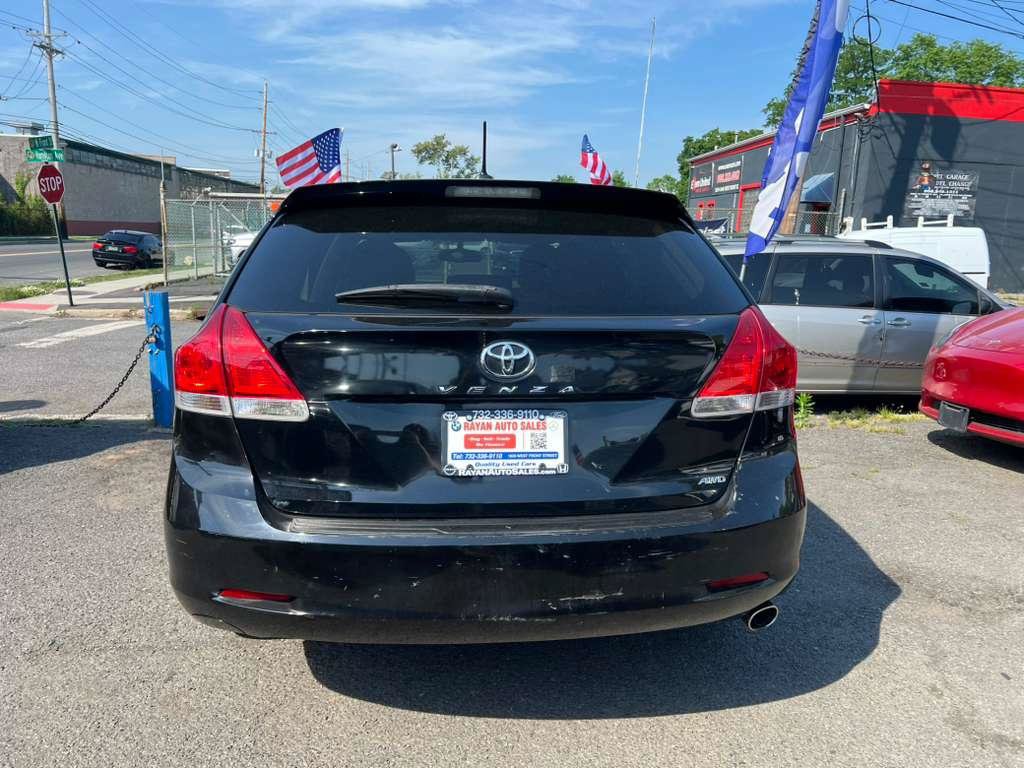 Used 2010 Toyota Venza AWD image 9