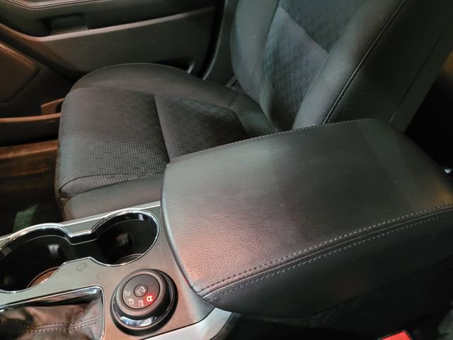 Used 2015 Ford Explorer XLT w/ Equipment Group 201A image 36