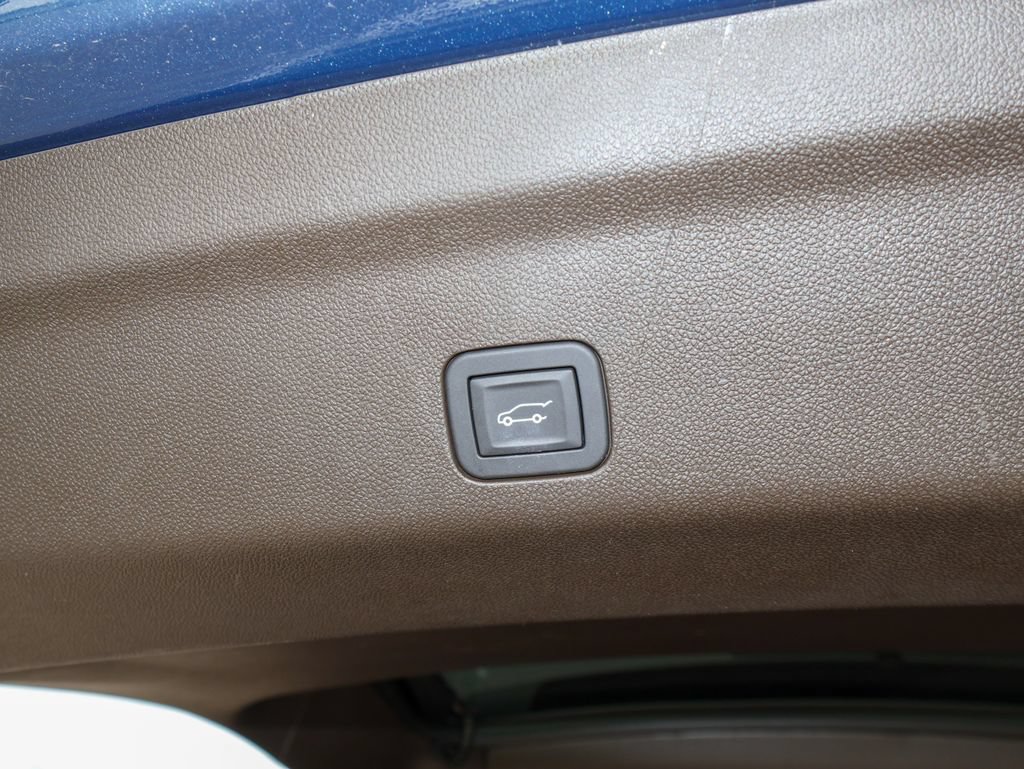 New 2026 GMC Yukon XL Elevation AWD/4WD image 6
