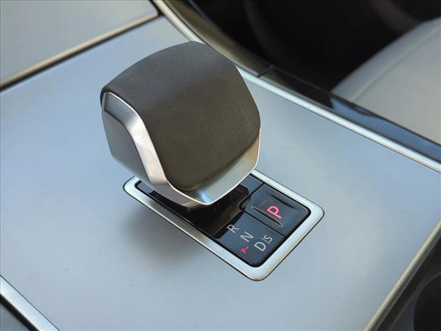 Used 2025 Land Rover Range Rover Velar S image 23