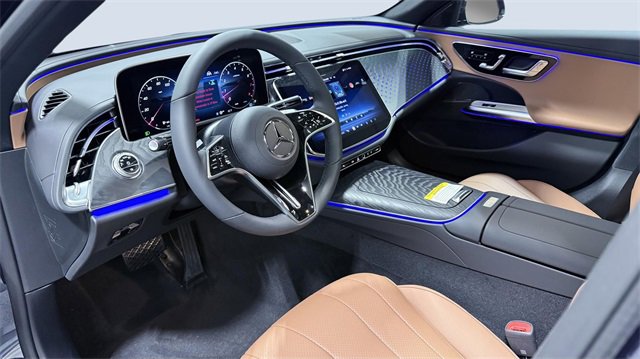 New 2026 Mercedes-Benz E 350 4MATIC Sedan image 5