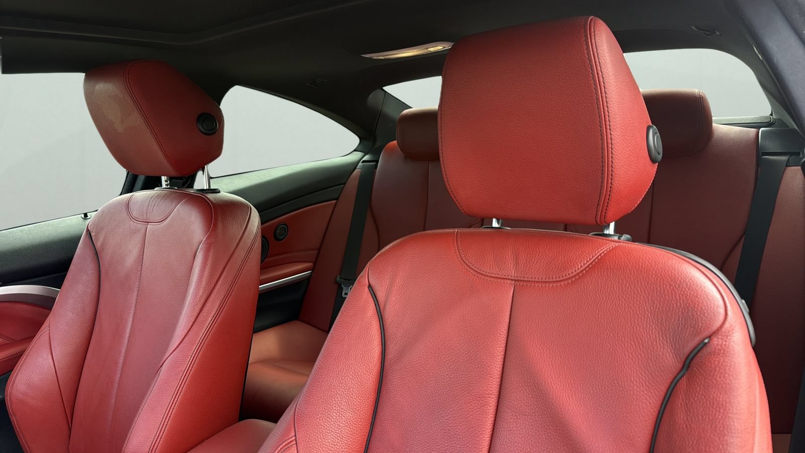 Used 2019 BMW 440i Coupe w/ M Sport Package RWD image 10