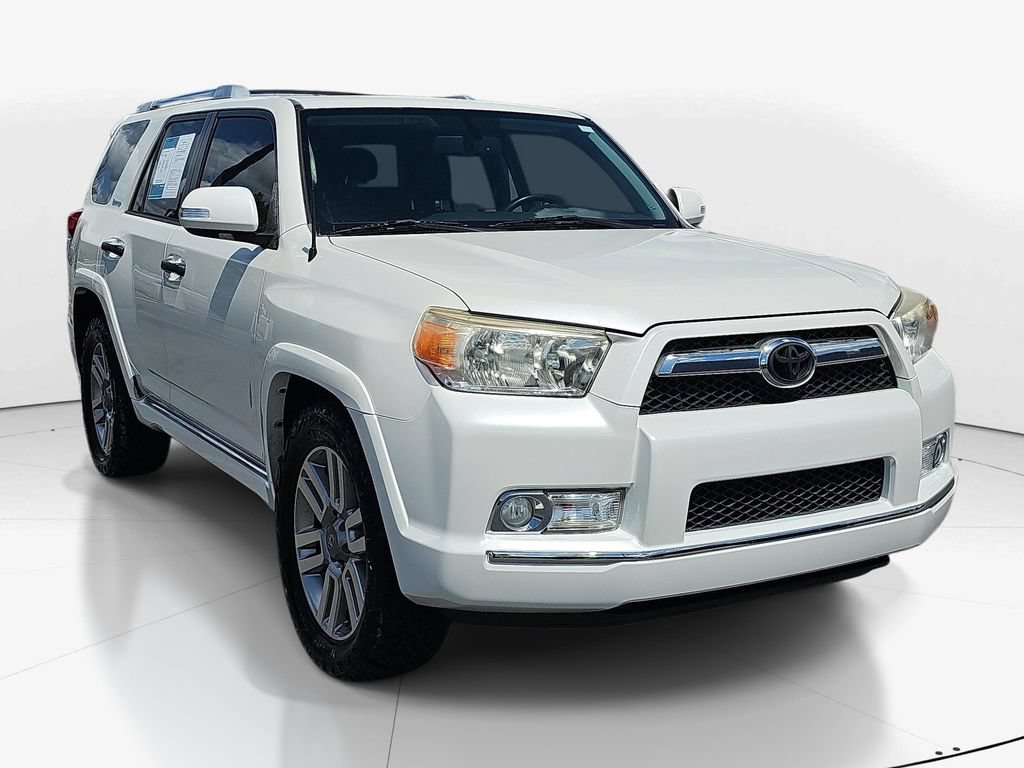 Used 2013 Toyota 4Runner Limited RWD image 3