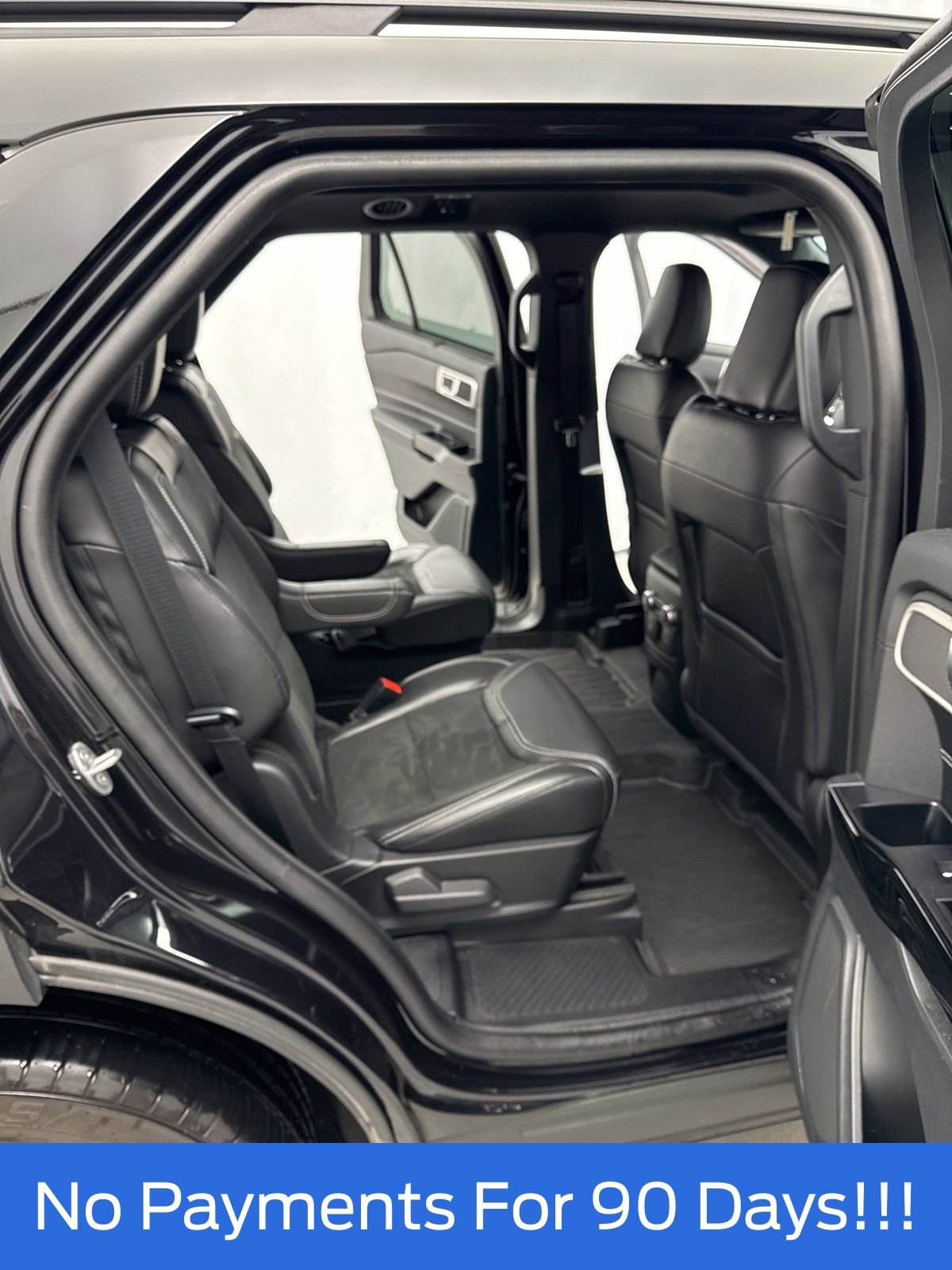 Used 2023 Ford Explorer ST image 34