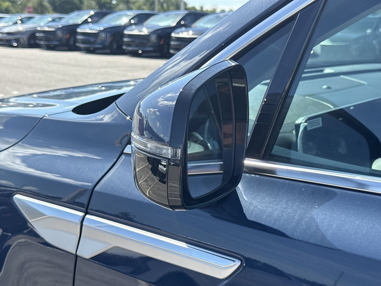 New 2026 Kia Sorento S w/ S Panoramic Sunroof Package FWD image 11
