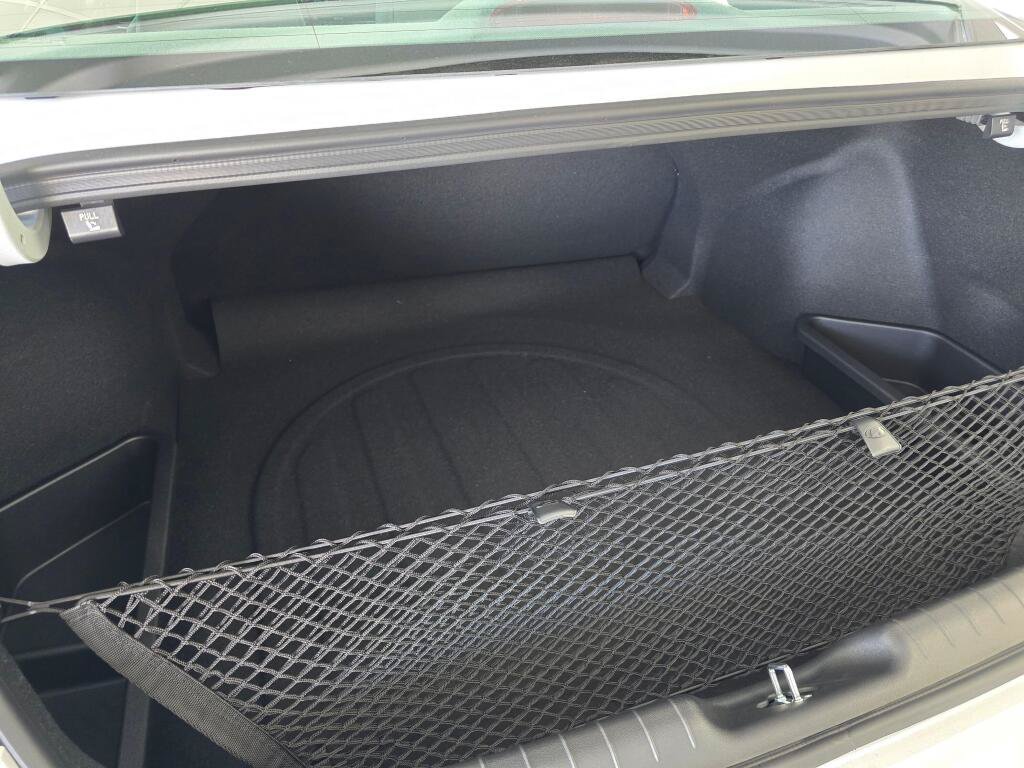 New 2026 Hyundai Elantra Sport FWD image 14