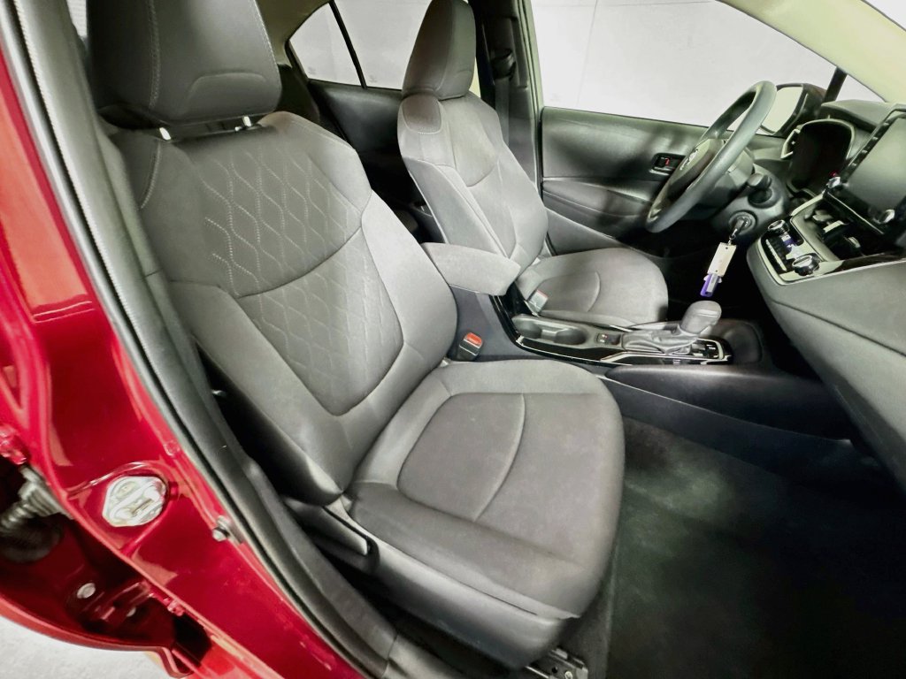Used 2022 Toyota Corolla LE FWD image 29