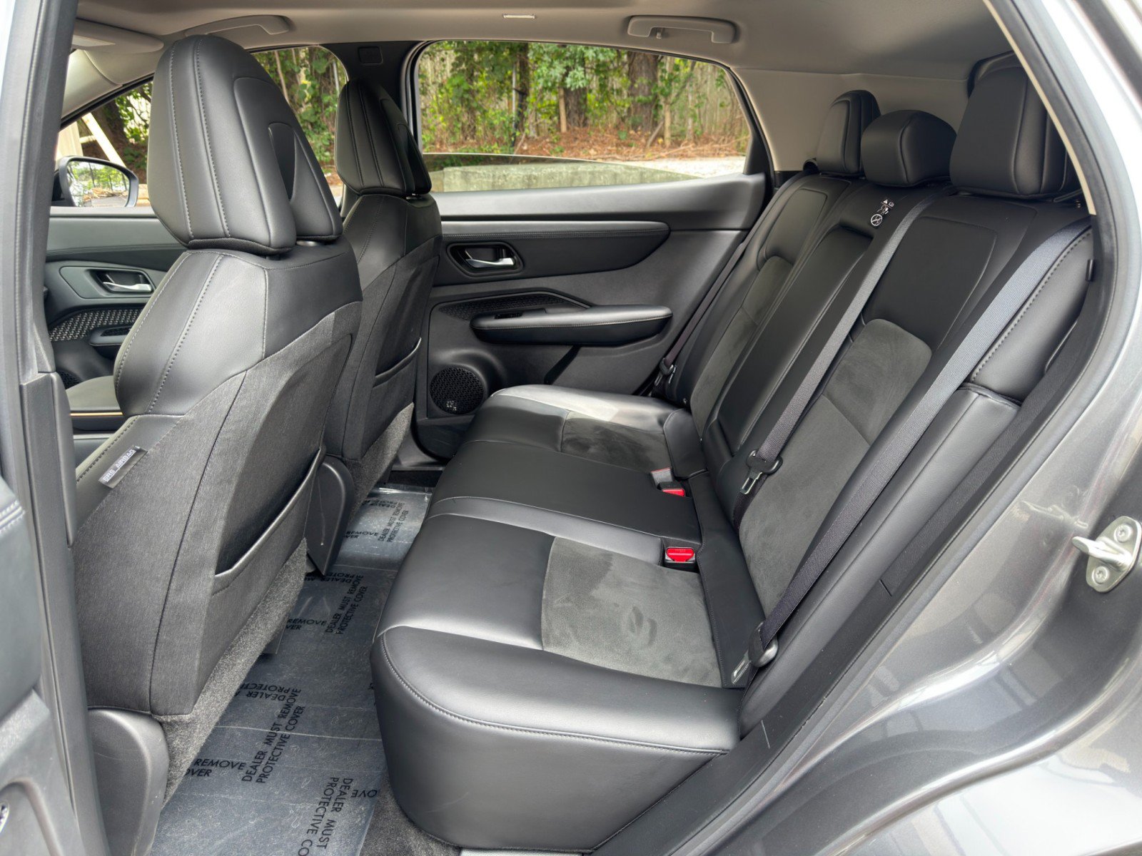 Used 2025 Nissan Ariya FWD image 37