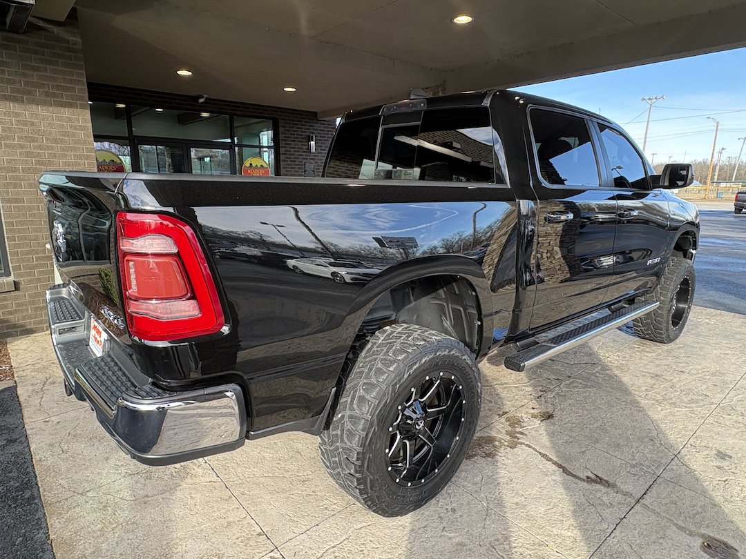 Used 2019 RAM 1500 Big Horn image 6